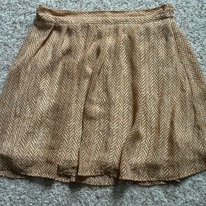 Old Navy patterned skirt